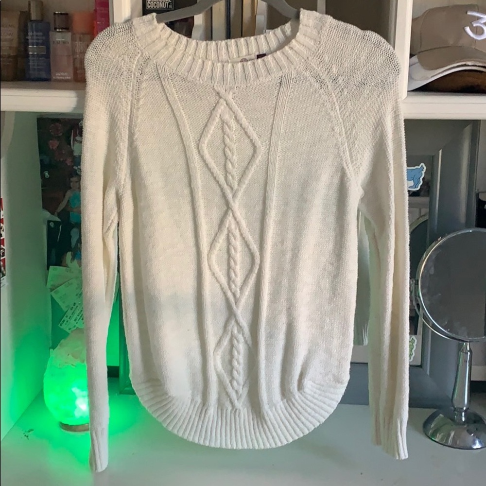 SO white sweater